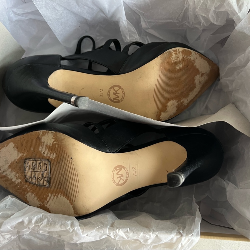 Michael Kors Marta pump size 8.5 - Picture 3 of 3